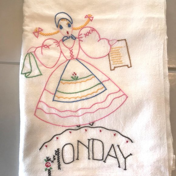 5 Vintage Embroidered Flour Sack Tea Dish Kitchen Towel Monday-Friday - Picture 2 of 11